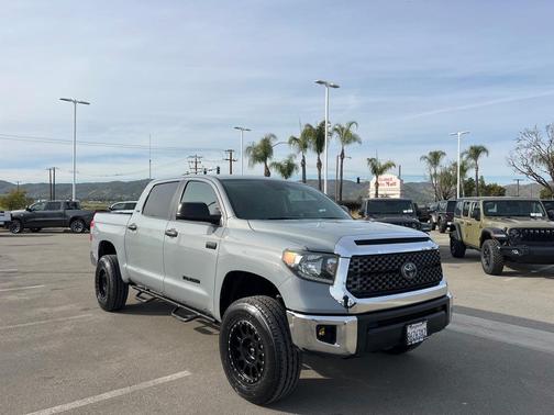 2020 Toyota Tundra SR5