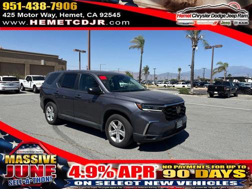 Gray 2024 Honda Pilot LX