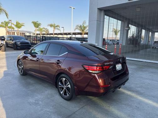 Rosewood Metallic 2022 Nissan Sentra SV