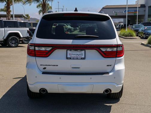 White Knuckle Clearcoat 2026 Dodge Durango GT HEMI V8