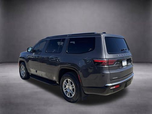 Metallic 2023 Jeep Wagoneer Base