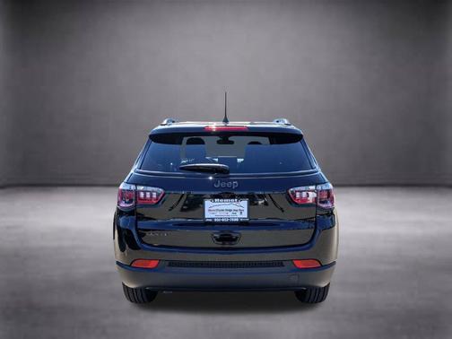 Diamond Black 2026 Jeep Compass Latitude