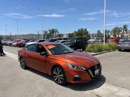 2022 Nissan Altima 2.5 SR