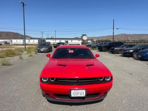 2017 Dodge Challenger SXT