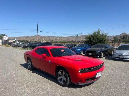 2017 Dodge Challenger SXT