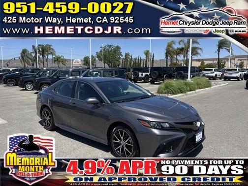 2022 Toyota Camry SE