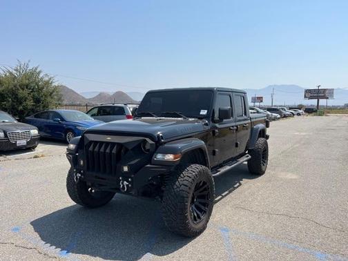 2021 Jeep Gladiator Sport