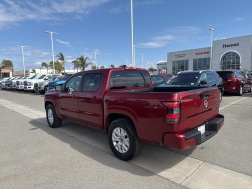 Cardinal Red Metallic 2023 Nissan Frontier SV
