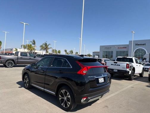 Tarmac Black Metallic 2020 Mitsubishi Eclipse Cross SE