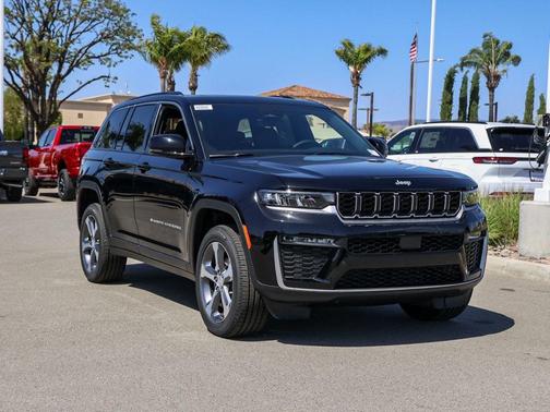 Diamond Black 2026 Jeep Grand Cherokee Limited