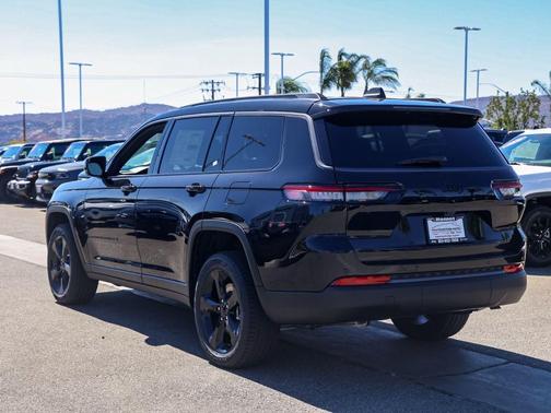 Diamond Black 2026 Jeep Grand Cherokee L Limited