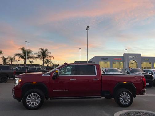 2023 GMC Sierra 2500 Denali