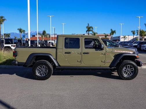 2026 Jeep Gladiator Mojave