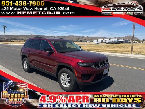 Velvet Red Pearlcoat 2023 Jeep Grand Cherokee Laredo
