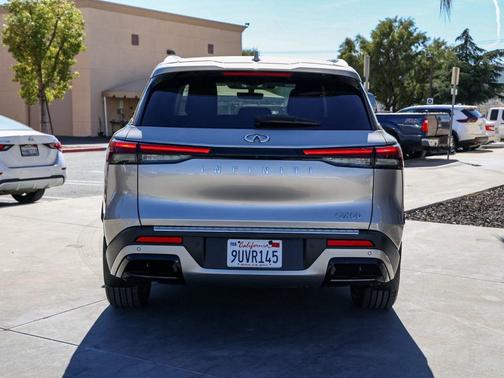 Warm Titanium 2023 INFINITI QX60 Luxe