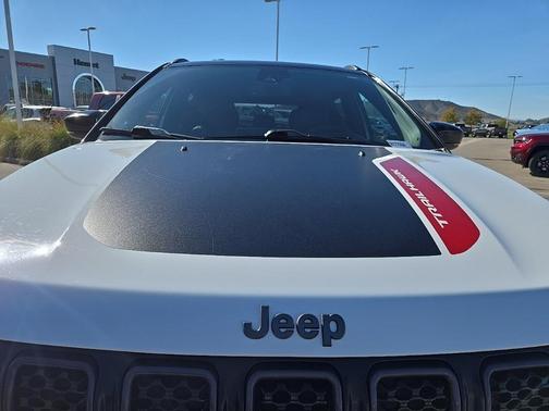 2023 Jeep Compass Trailhawk