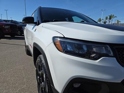 2023 Jeep Compass Trailhawk