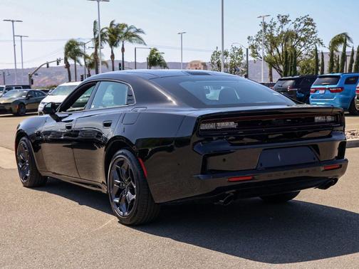 Diamond Black 2026 Dodge Charger R/T