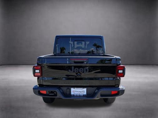 Black Clearcoat 2026 Jeep Gladiator Sport