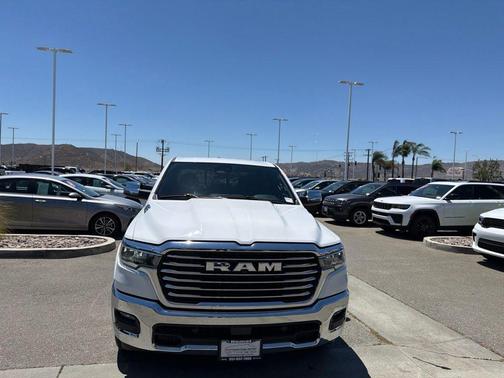 Bright White Clearcoat 2025 RAM 1500 Laramie