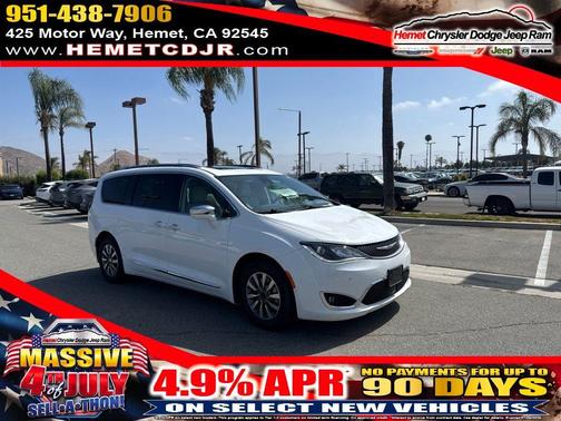 Bright White Clearcoat 2020 Chrysler Pacifica Hybrid Limited