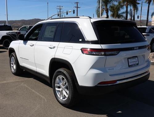 2025 Jeep Grand Cherokee Laredo X