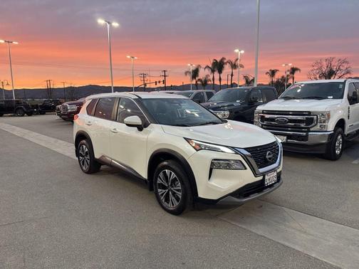 2023 Nissan Rogue SV