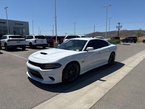 2020 Dodge Charger Scat Pack