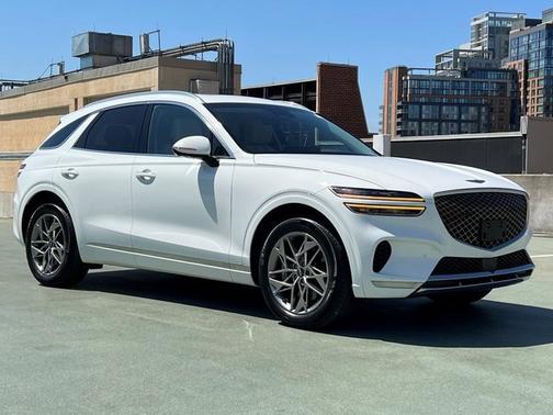 2024 Genesis GV70 2.5T