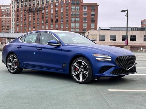 2025 Genesis G70 2.5T