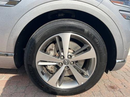 2023 Genesis GV80 2.5T