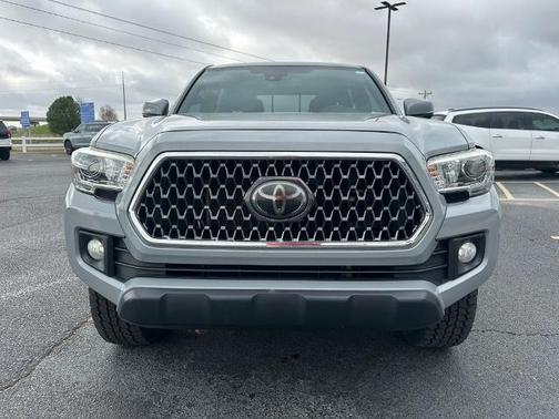 2018 Toyota Tacoma SR