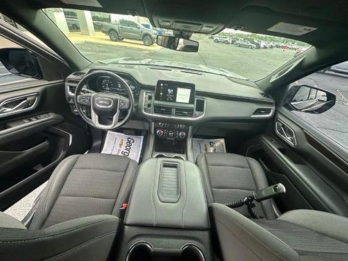 Onyx Black 2022 GMC Yukon SLE