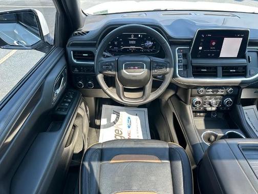 2022 GMC Yukon AT4