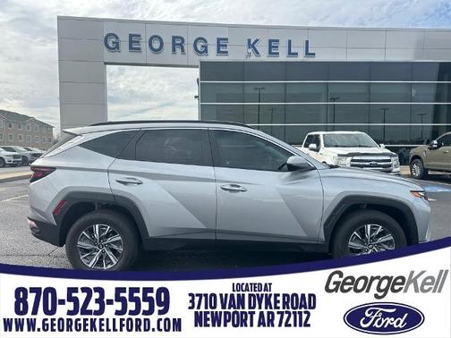 Shimmering Silver 2024 Hyundai TUCSON BLUE SUV