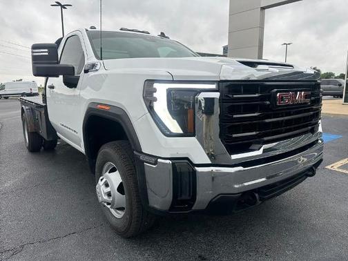 Summit White 2024 GMC Sierra 3500 PRO