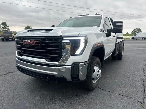 Summit White 2024 GMC Sierra 3500 PRO