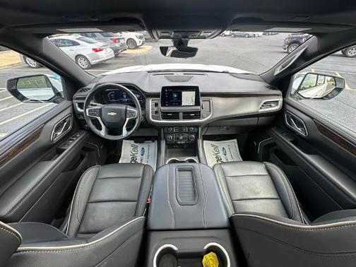 2022 Chevrolet Suburban PREMIER