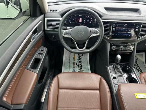 2022 Volkswagen Atlas 3.6 SE W/ TECHNOLOGY