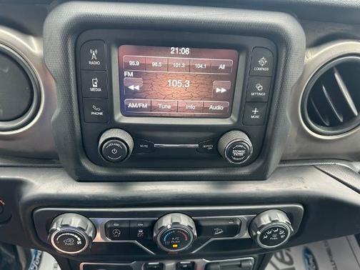 2020 Jeep Wrangler SPORT