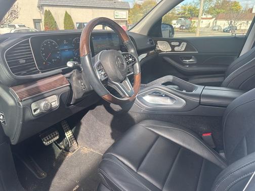 2022 Mercedes-Benz GLS 450 4MATIC