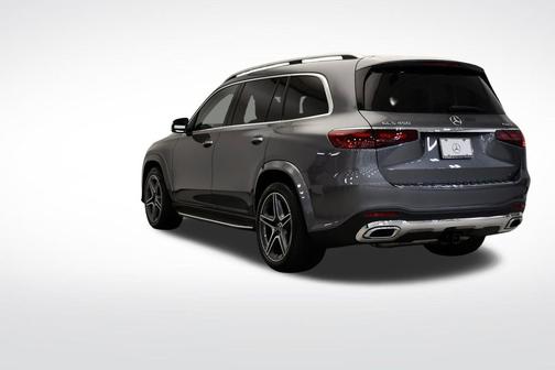 Selenite Grey Metallic 2026 Mercedes-Benz GLS 450 4MATIC