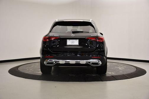 2025 Mercedes-Benz GLC 350e Base