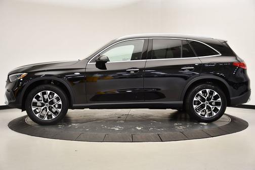2025 Mercedes-Benz GLC 350e Base