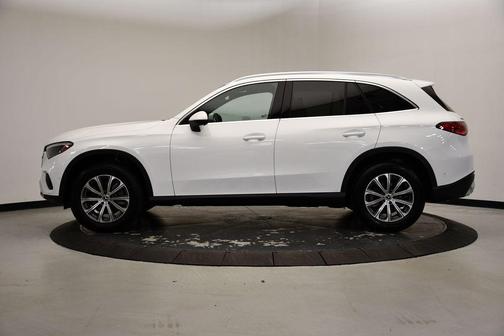 2025 Mercedes-Benz GLC 300 4MATIC