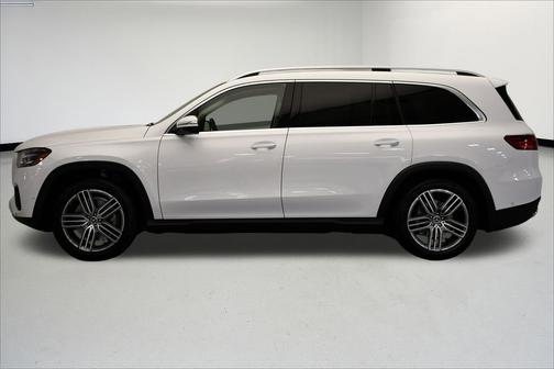 Polar White 2026 Mercedes-Benz GLS 450