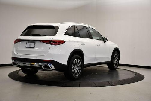 2026 Mercedes-Benz GLC 300 4MATIC