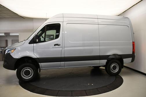 2025 Mercedes-Benz Sprinter 2500 Standard Roof