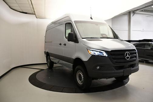 2025 Mercedes-Benz Sprinter 2500 Standard Roof