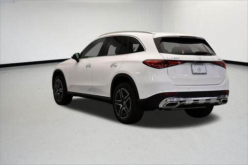 2026 Mercedes-Benz GLC 300 4MATIC